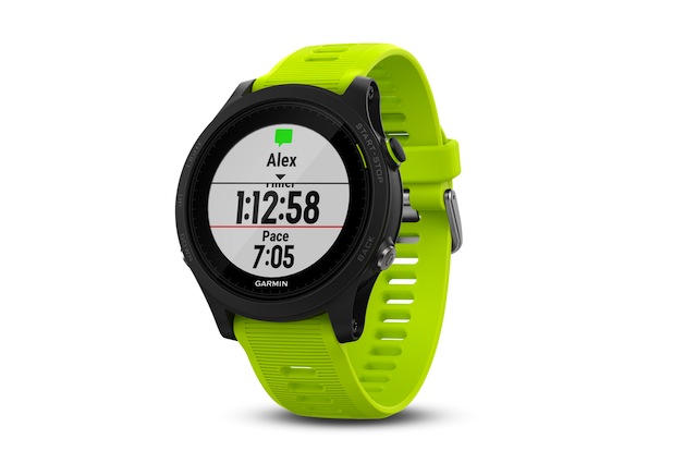 Garmin Forerunner 935 (Bracelet Jaune Pack Triathlon) Jaune